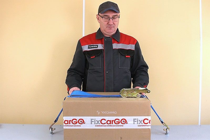 Серия из трёх стяжных ремней шириной 50 мм. Ремень на полторы тонны